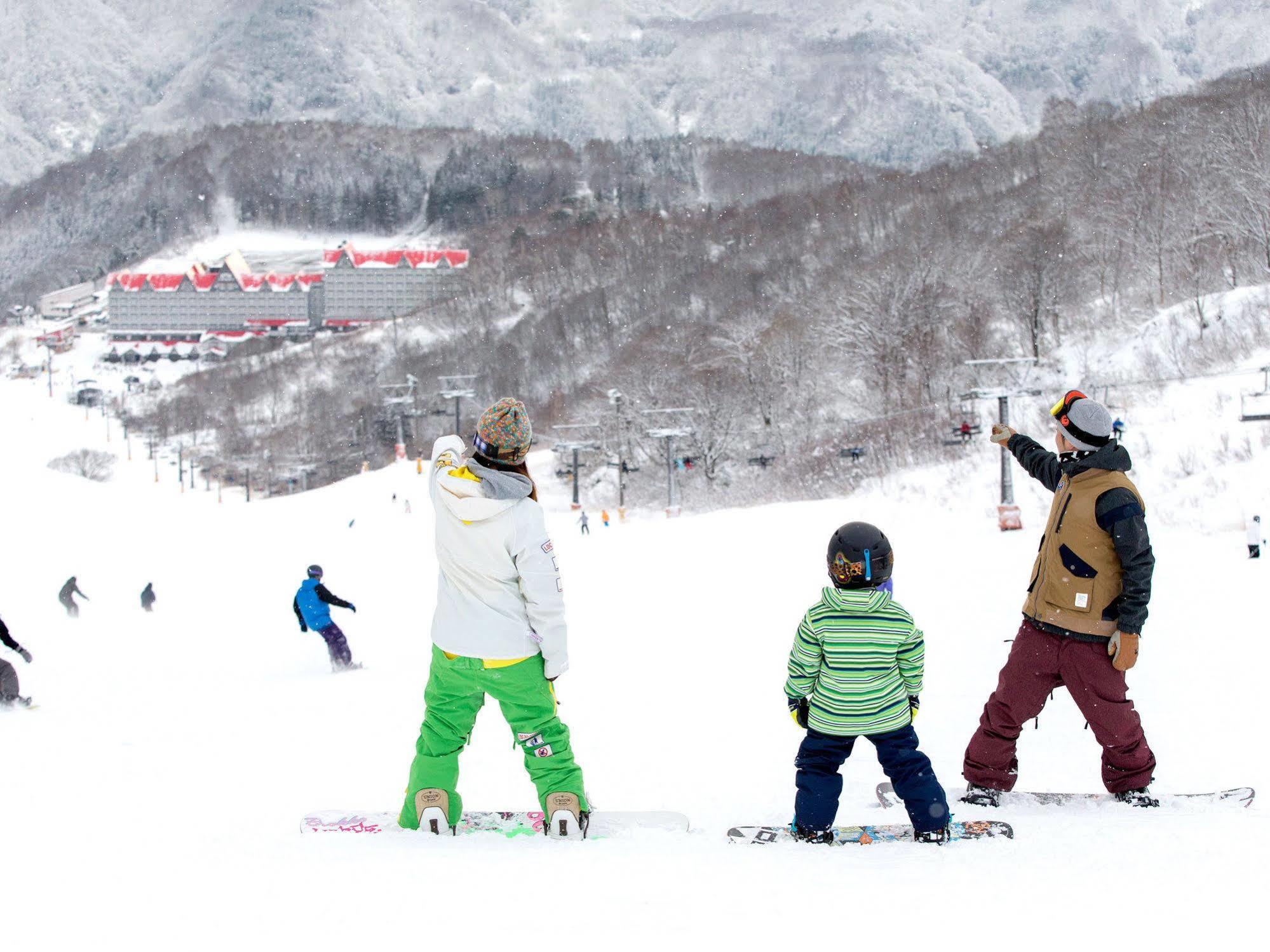 Hotel Green Plaza Hakuba Otari Eksteriør billede